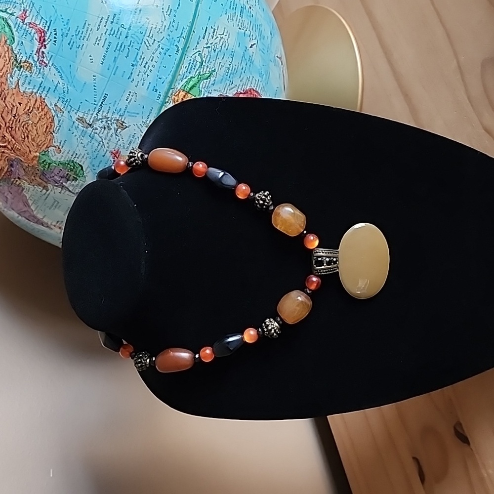 Earth tone Fashion necklace